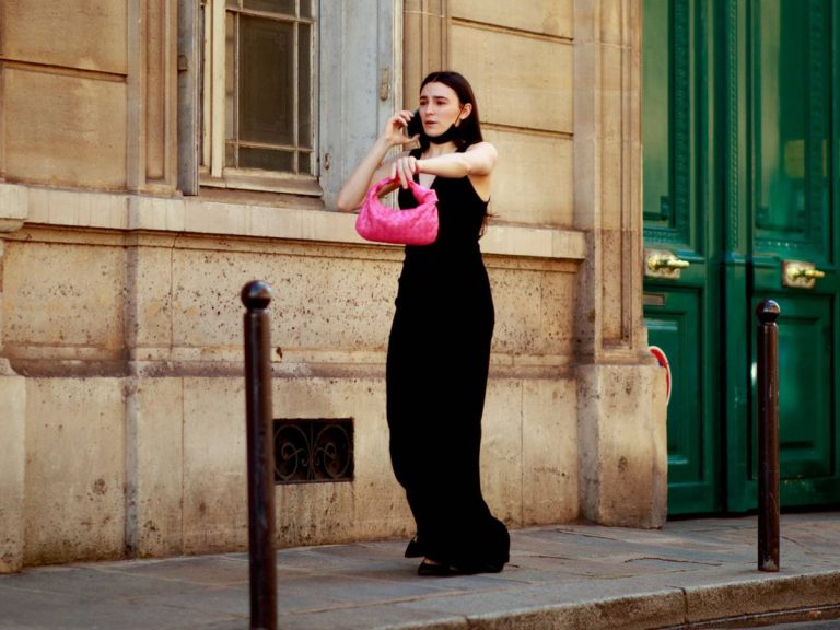 Colores de bolsos que están de moda